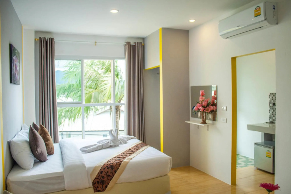 The Sunflower Holiday Hostel