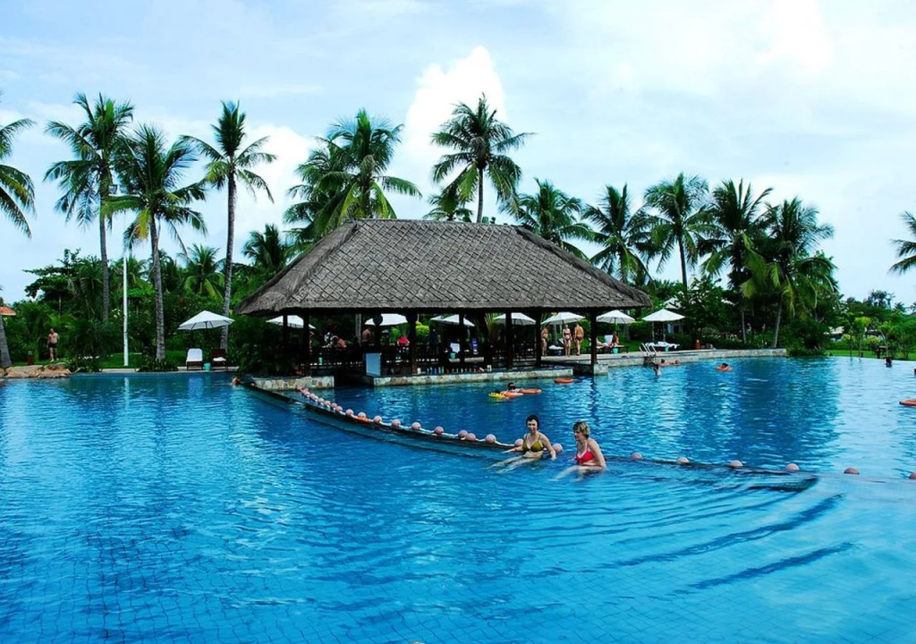 Zhujiang Nantian Resort