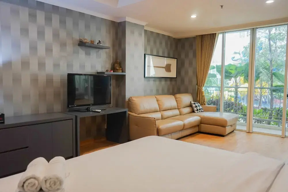 Spacious Studio with Sofa Bed @ Ancol Mansion Apartment