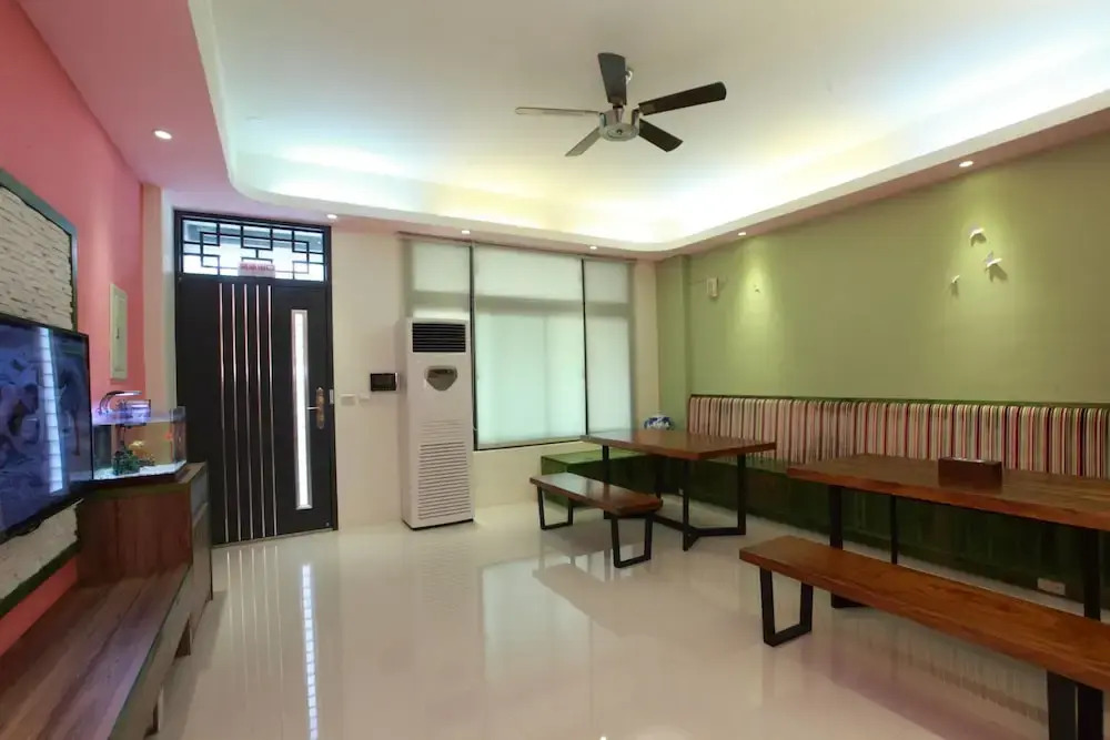 Heyuan B&B