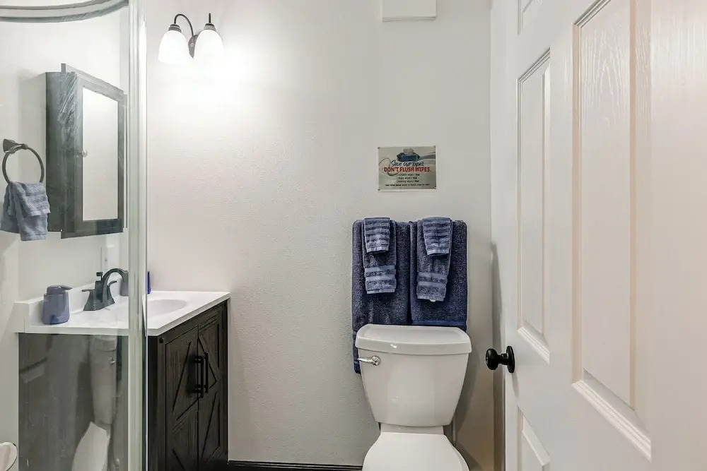 < 2 Mi to Dtwn: Pet-friendly Getaway in Fairbanks