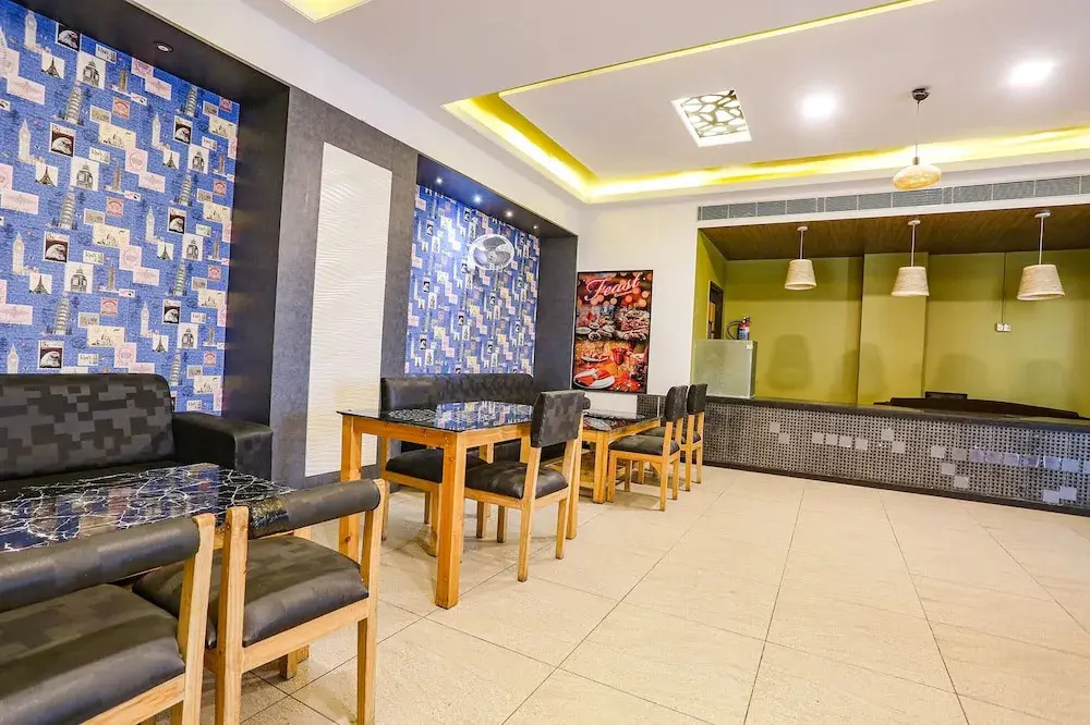 Fabhotel Mng