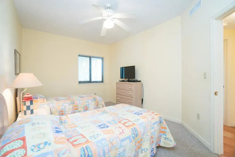 The Palms 202 Apartment 3