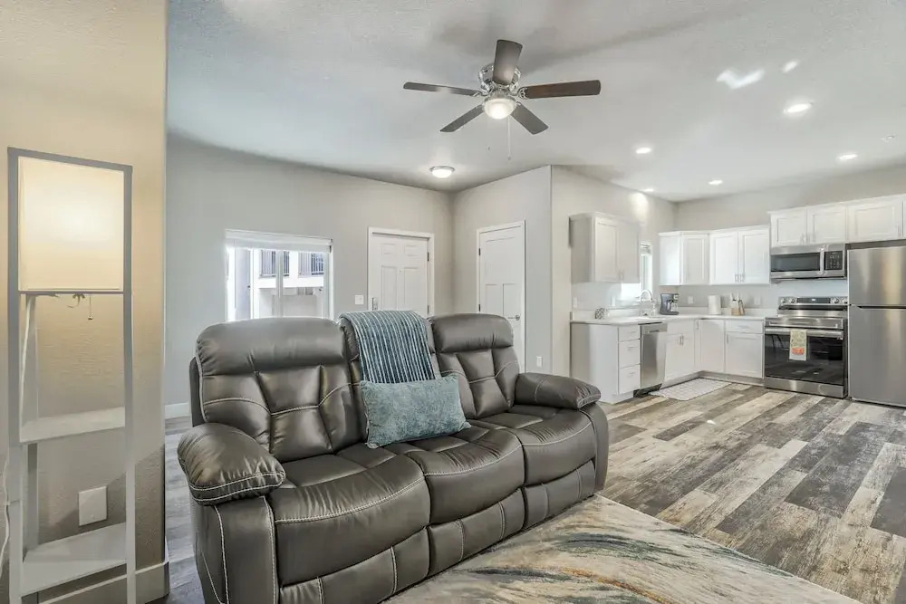 5370 N Union Unit101