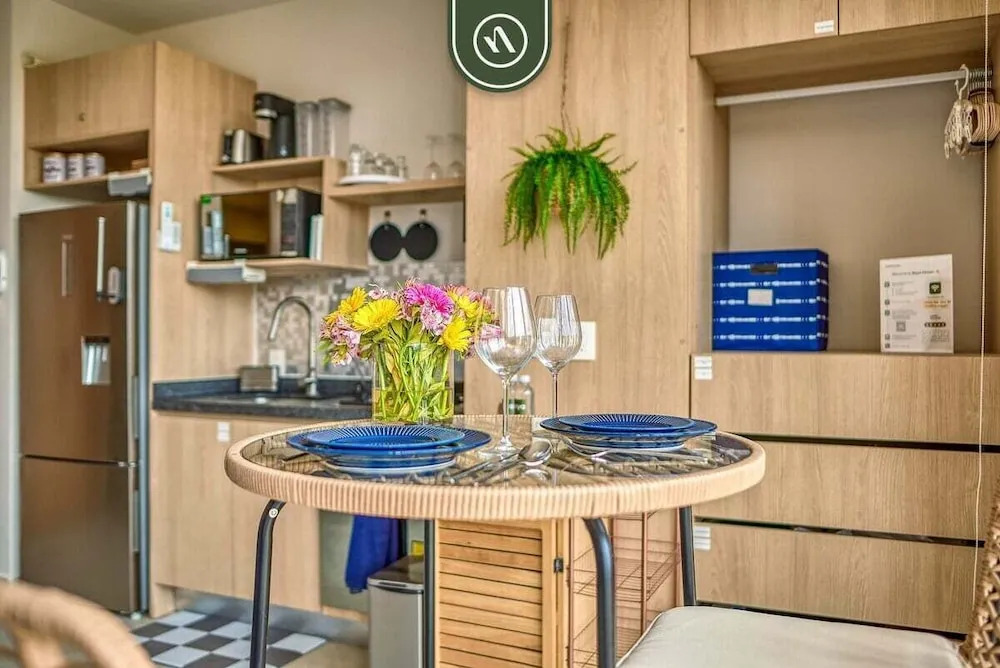 Brand New Studio - 2 Min to Beach - Rooftop Pool