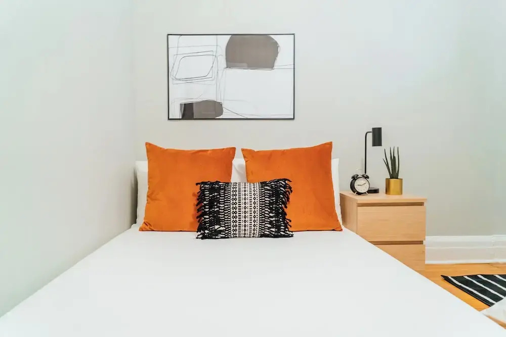 2BR Apt Furnished - Grace 11-1