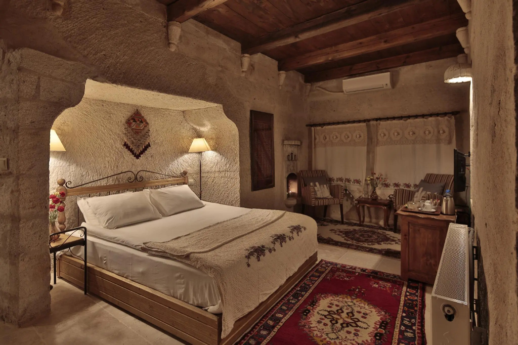 Tekkaya Cave Hotel