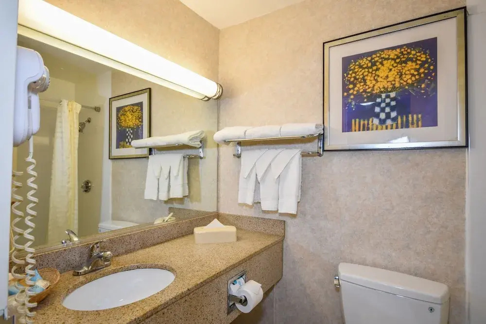 Charles River Inn