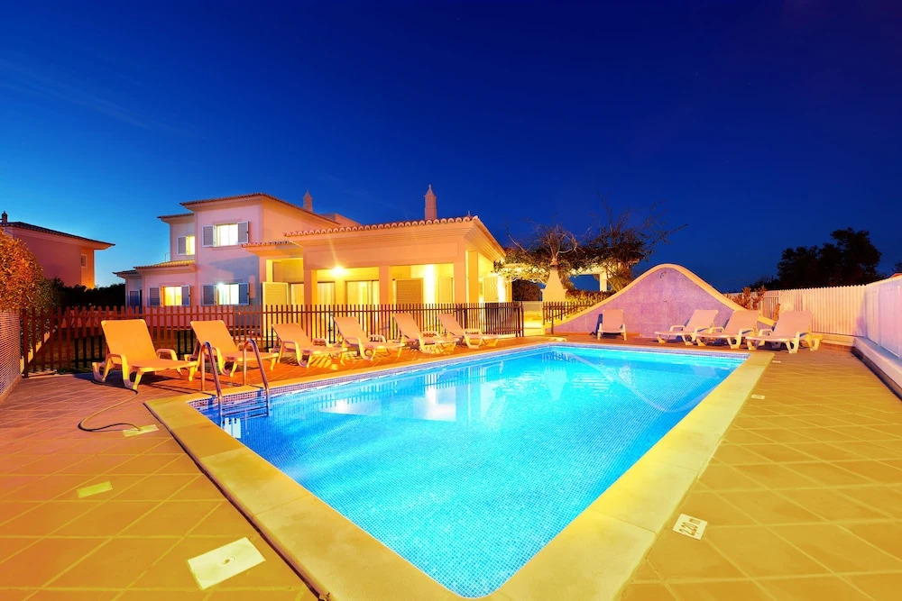 Villas2Go2 Águia