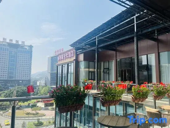 New Bridge United Hotel