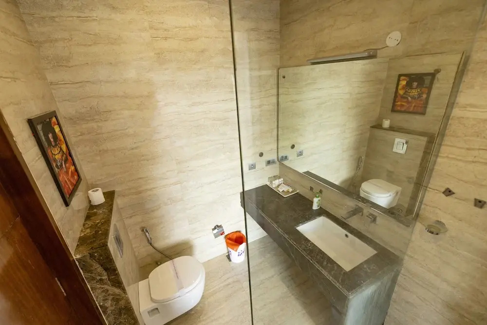 Hotel Millennium Inn, Prayagraj