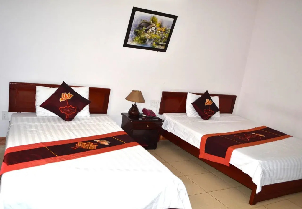 HOÀNG LONG HOTEL