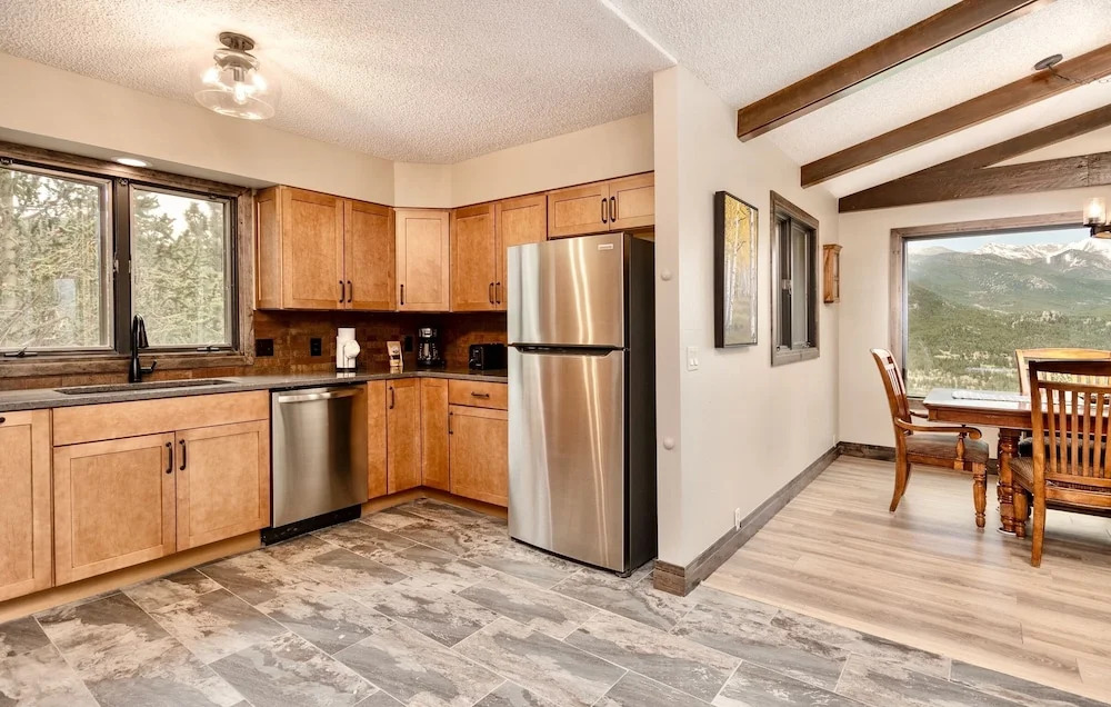 Alleman North Vacation At Windcliff 3 Bedroom Home by RedAwning