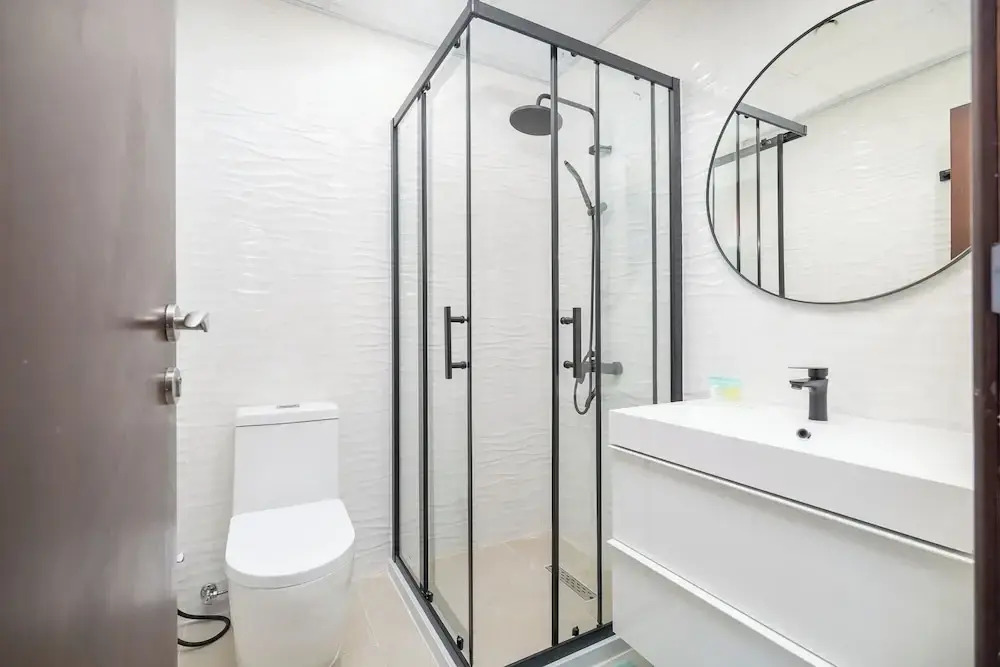 Contemporary Living by The Sea 2BD New Listing