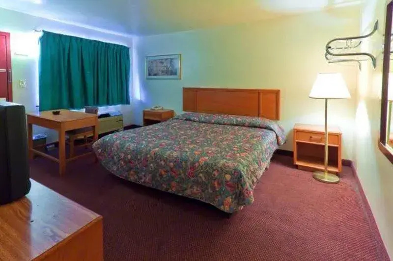 Budget Inn and Suites Mount Ephraim