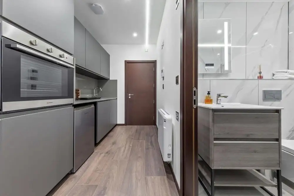 Modern Spacious Sleeps 4 Studio Golders Green