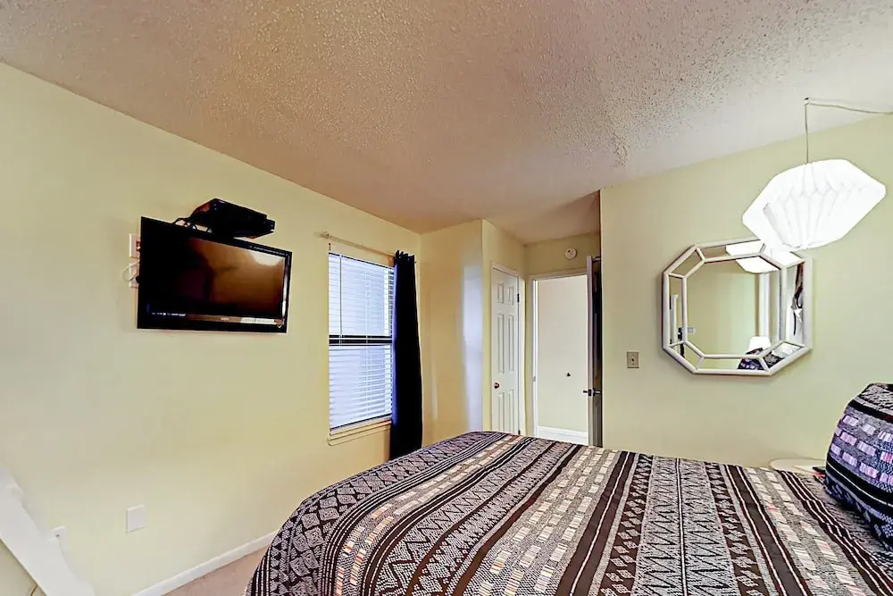 E Beach Condo #368 2 Bedrooms 2 Bathrooms Condo