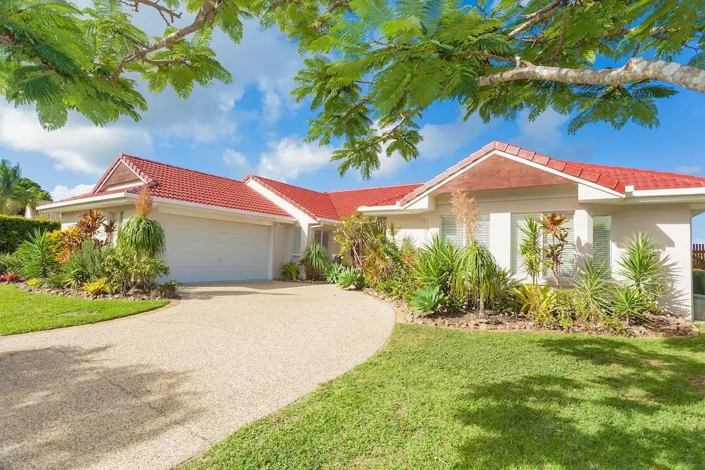 15 Shorehaven Drive
