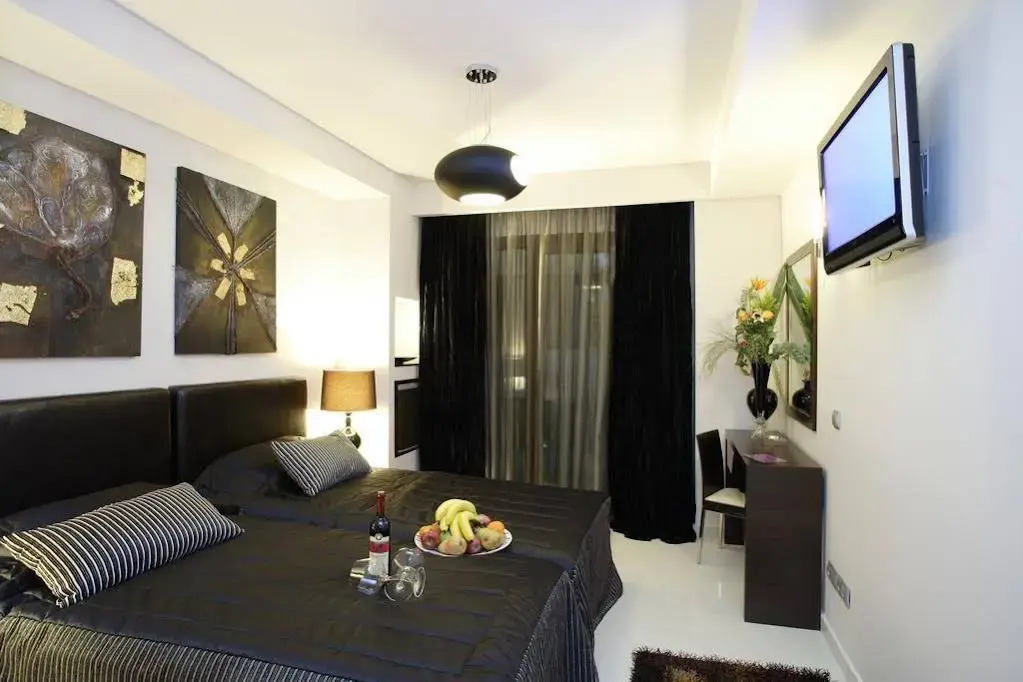 Dellagio Hotel