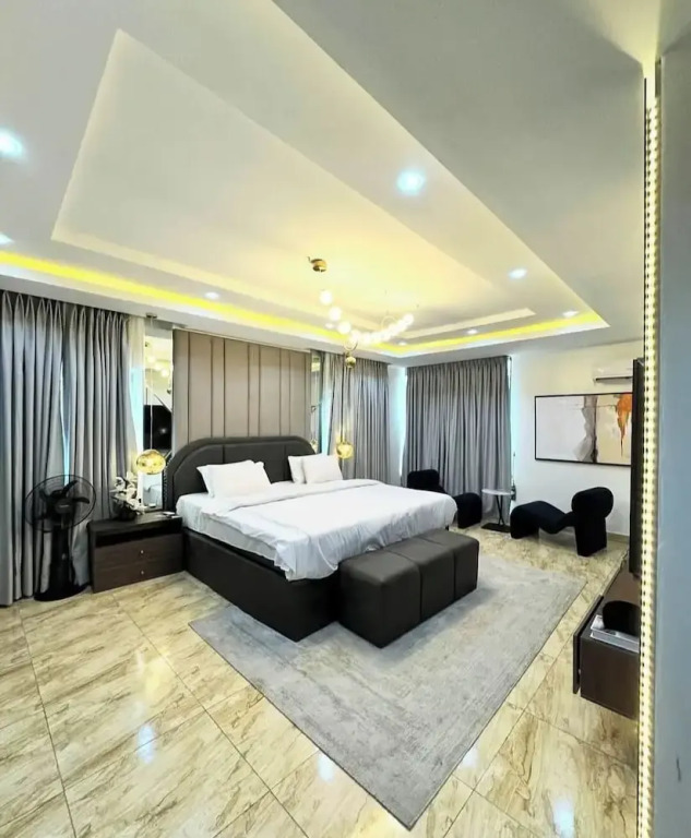 Masters Lodge