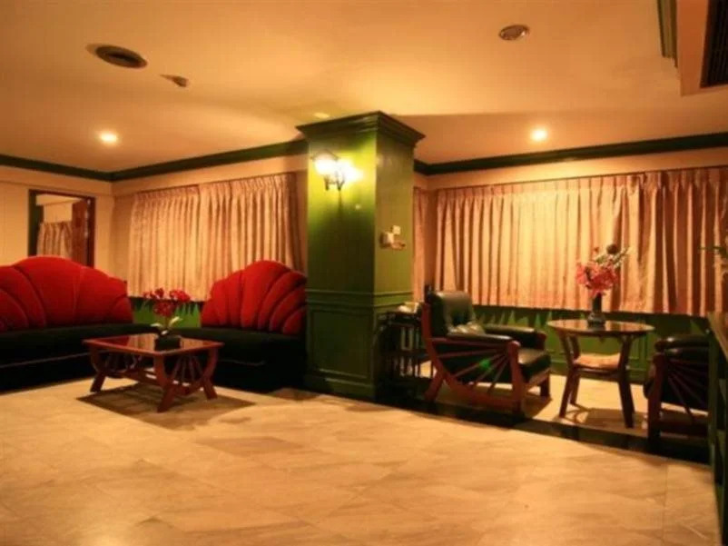 13 Coins Tower Hotel Ratchada