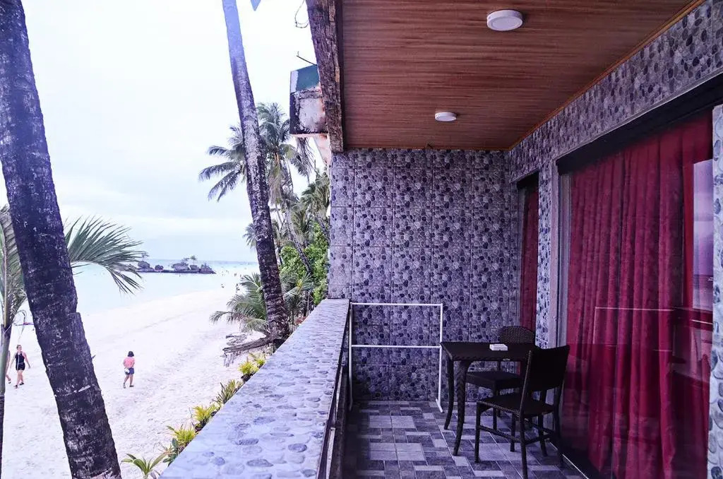 Diamond Water Edge Resort