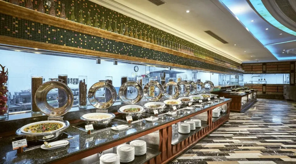 Windsor Plaza Hotel