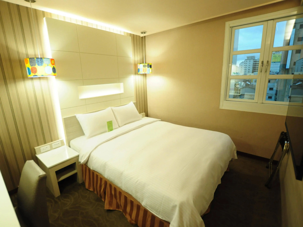 Kindness Hotel - Zhongshan Bade Branch