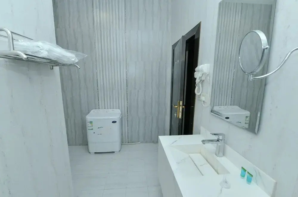 Oasis Suite Hotel Apartments