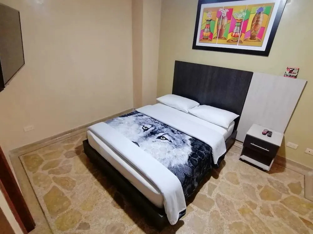 HOTEL GOLDEN SUITE
