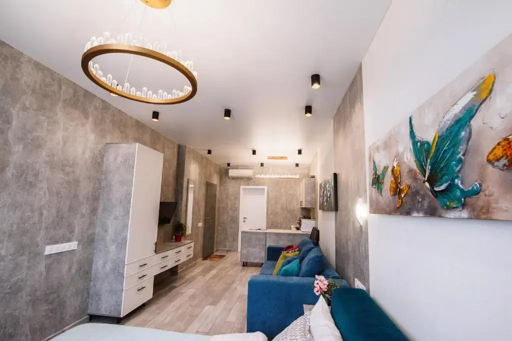 Royal Tower Luxurious Smart Residence (1)