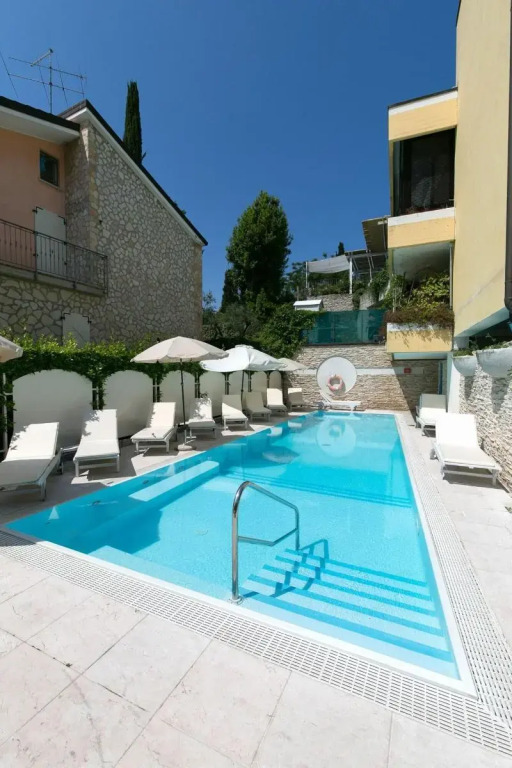 Hotel Serenella
