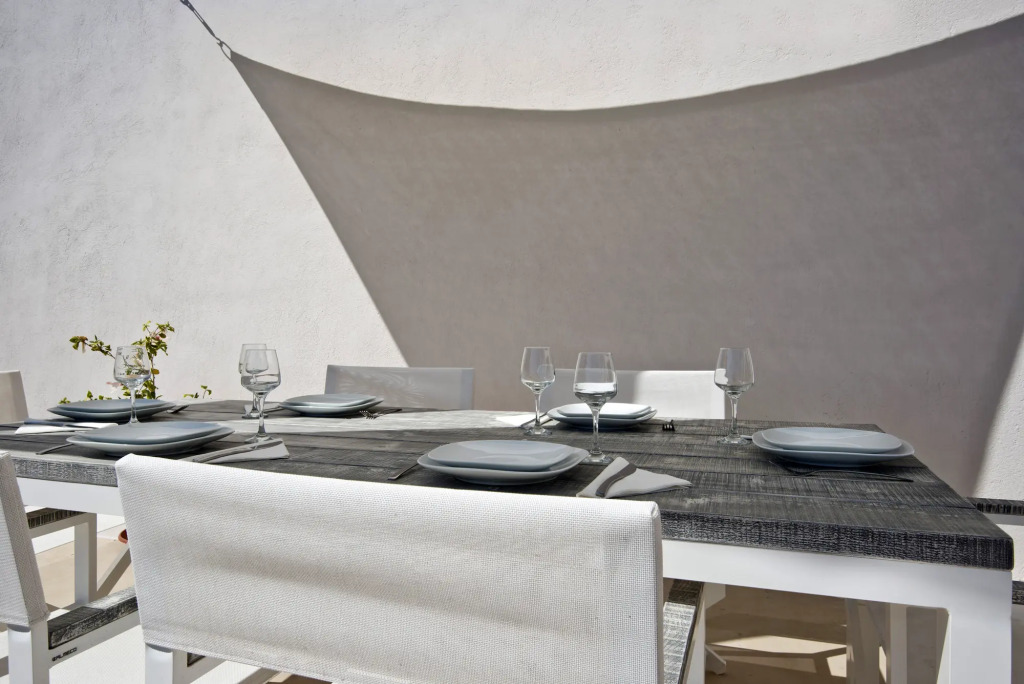 Eolia Senior Villa - 4 Bedroom 170m2 Private Pool