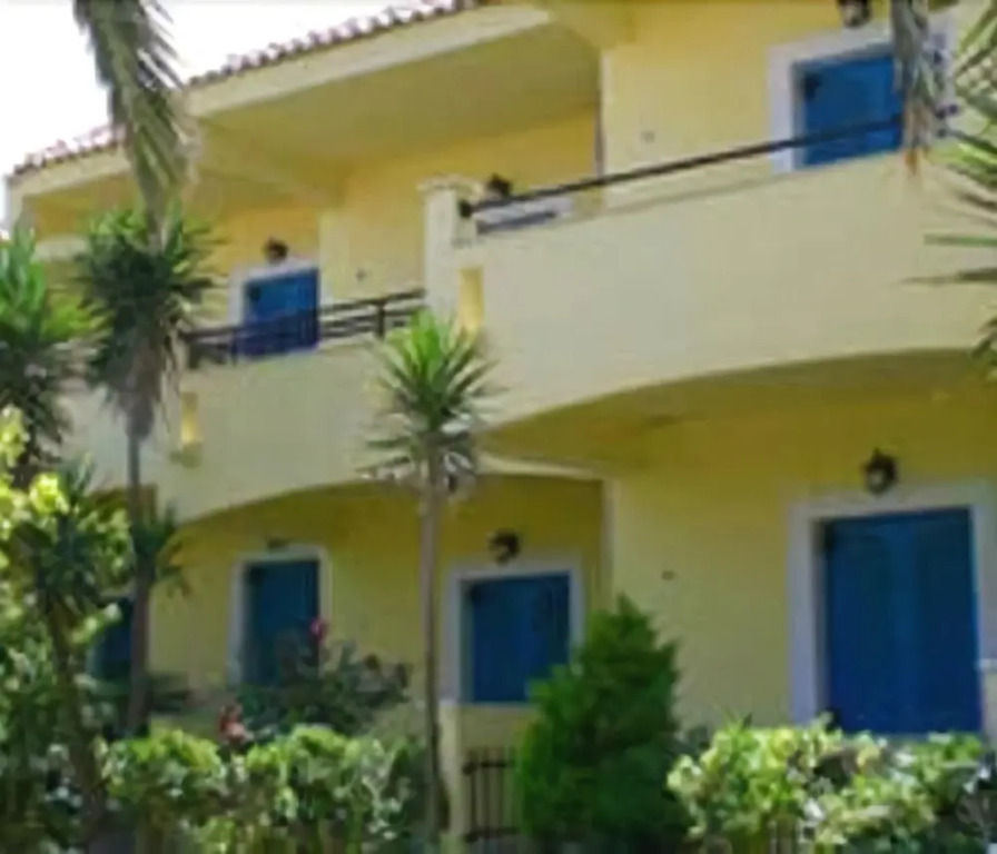 Ammes Apartments