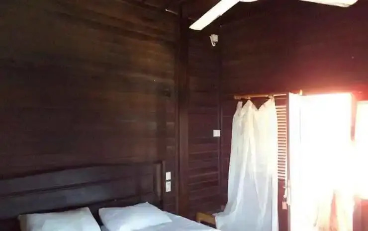 Mandara Beach Bungalows