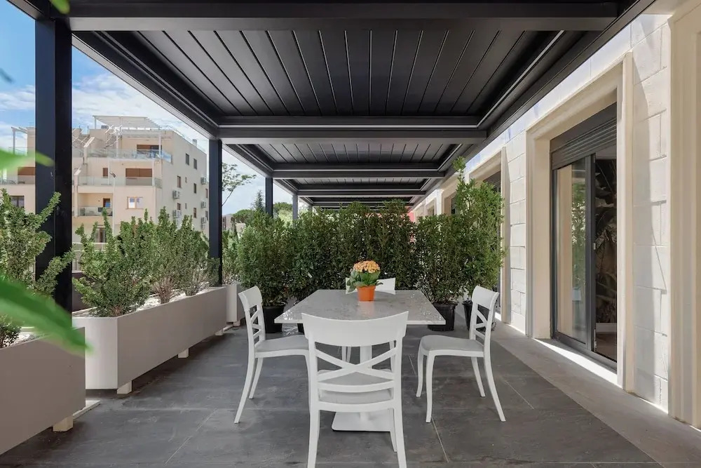 Dimitris Residence