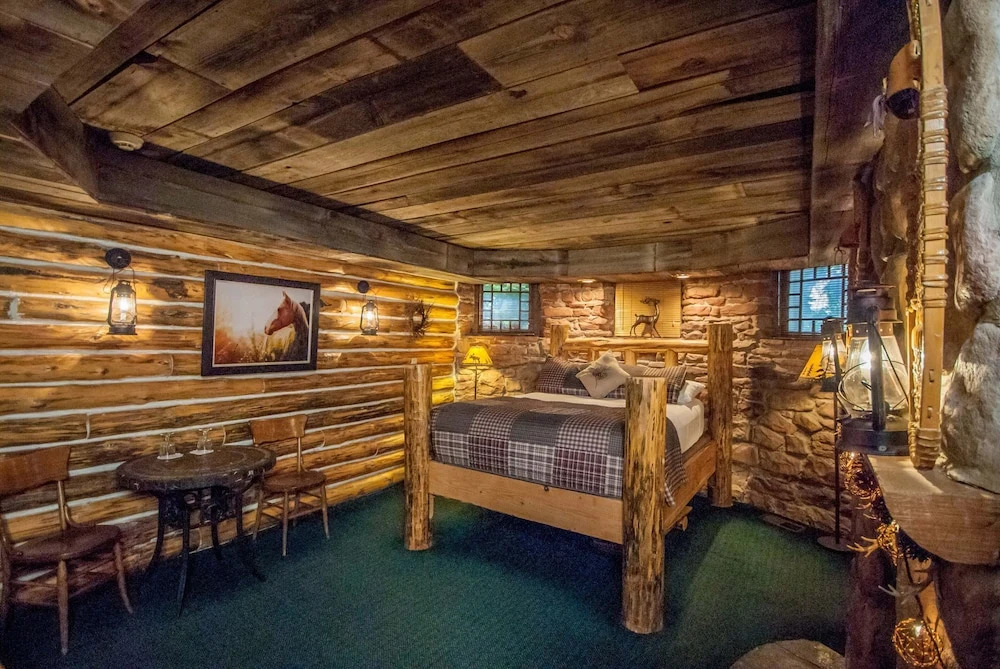 The Anniversary Inn - South Temple