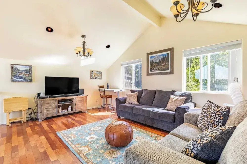 Harborview Getaway by Avantstay Walk to Beach