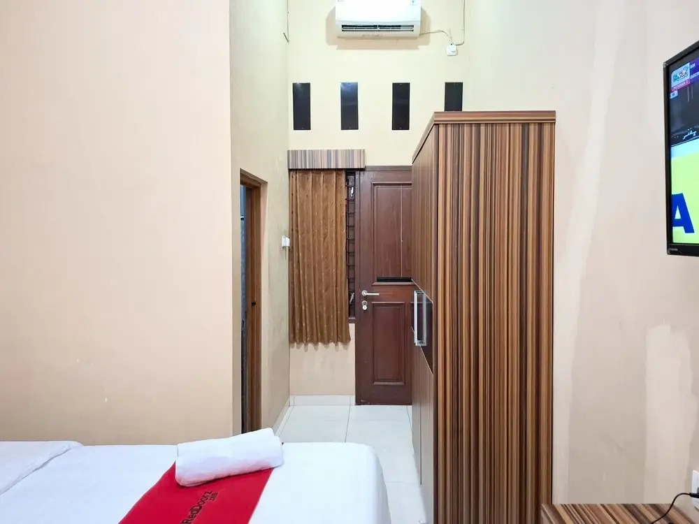 RedDoorz Syariah Near Exit Toll Pekalongan 2