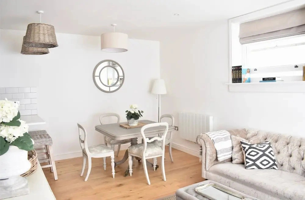 The Mews Central Brighton Townhouse