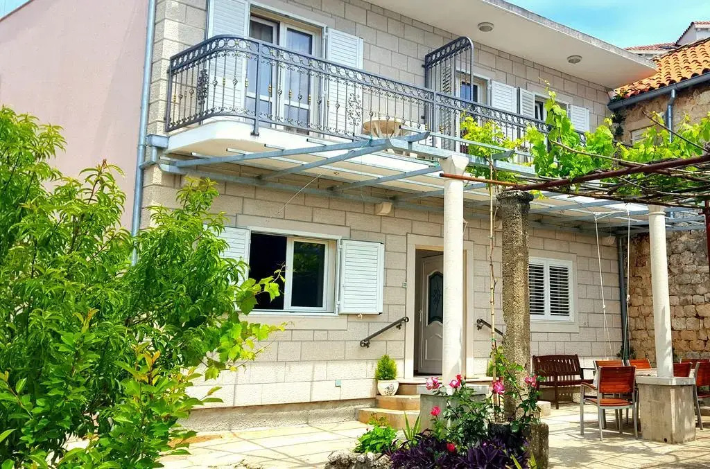 Apartments Grbic