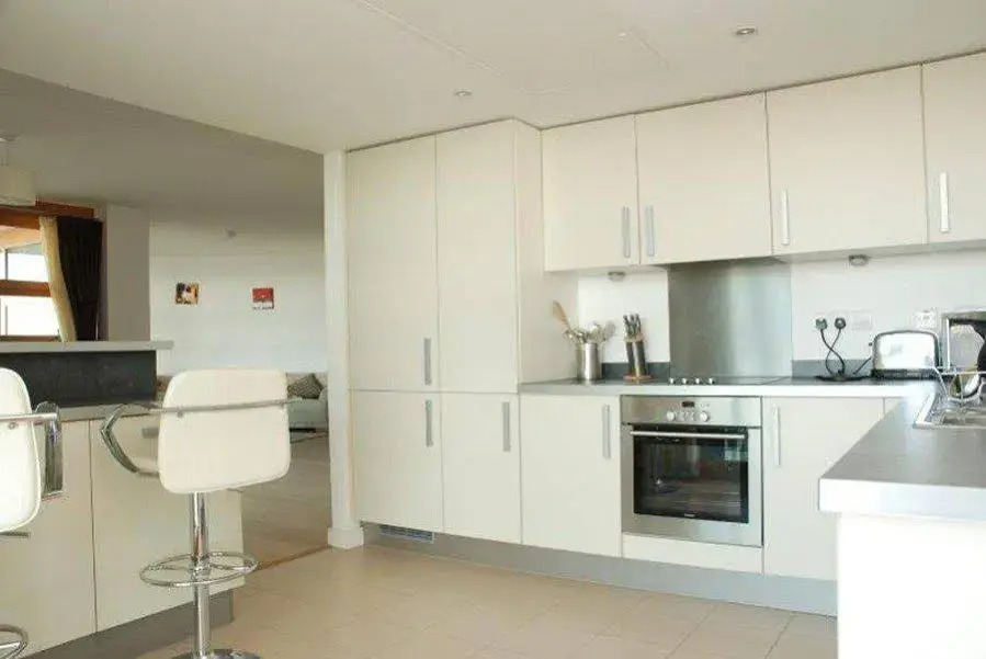 Falcon Wharf Apartments