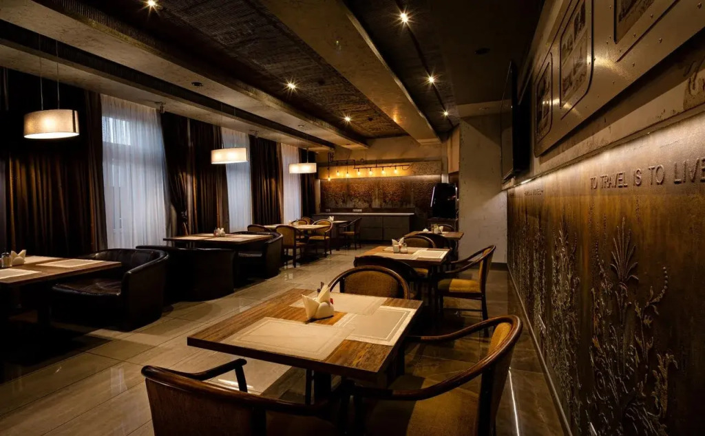 Biplan Hotel