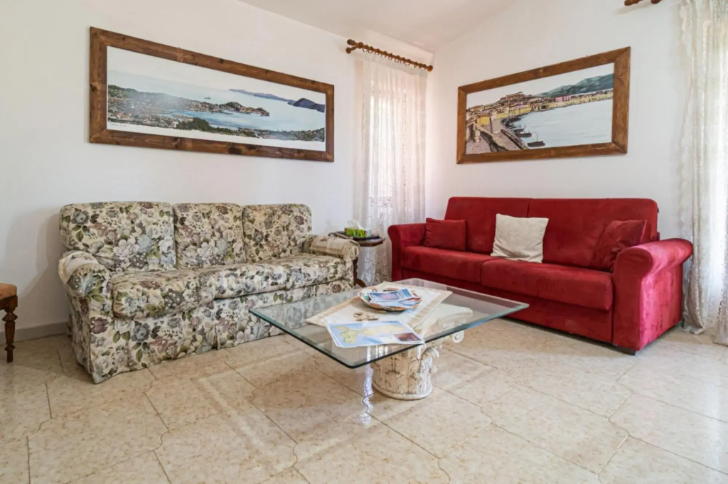 Villa Ray