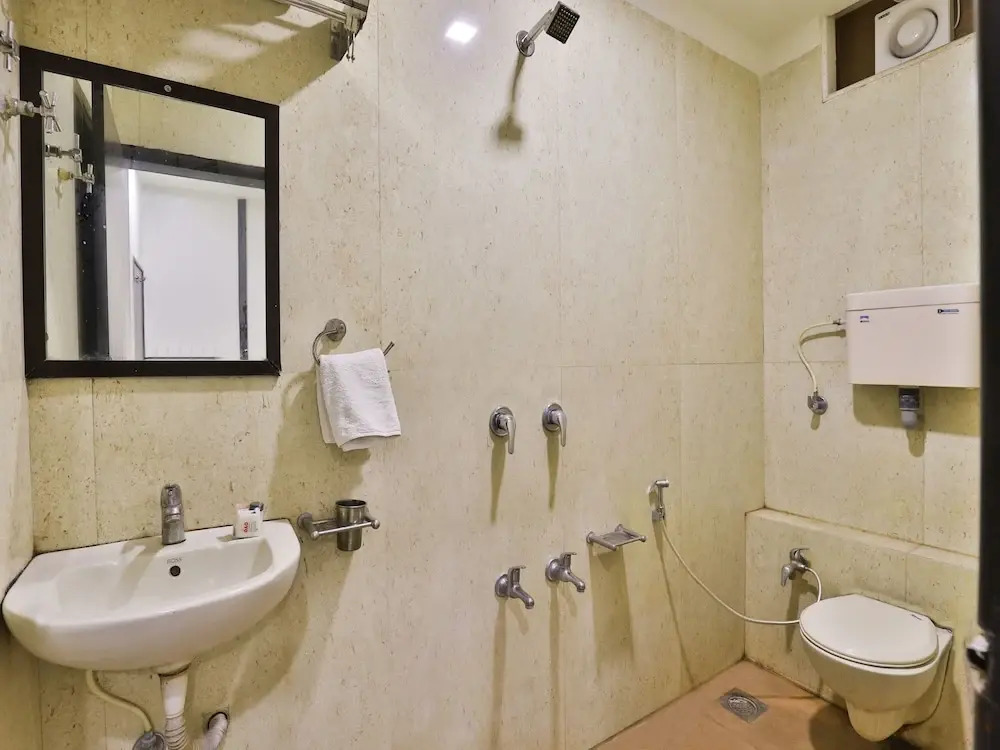OYO 1362 Hotel Park Inn