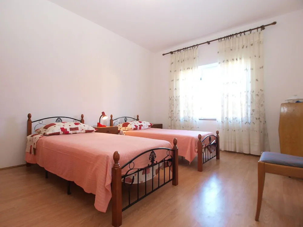 Apartment 1435