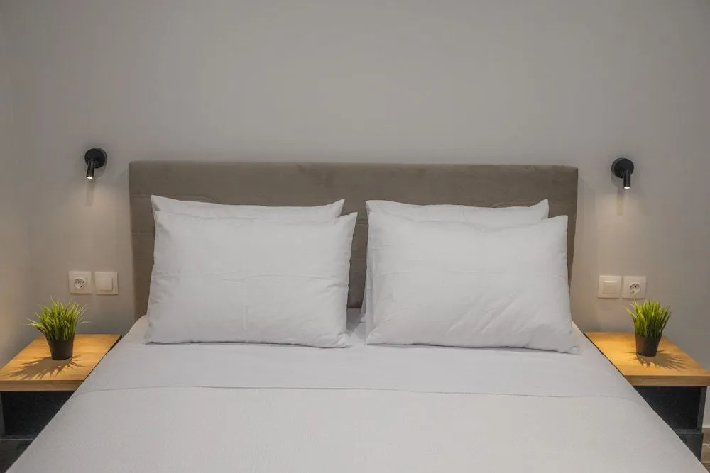 Raise Averof Serviced Apartments