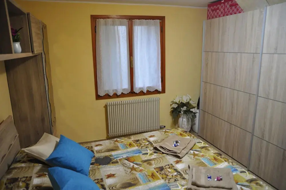 Cheerful Apartment with Cosy Garden