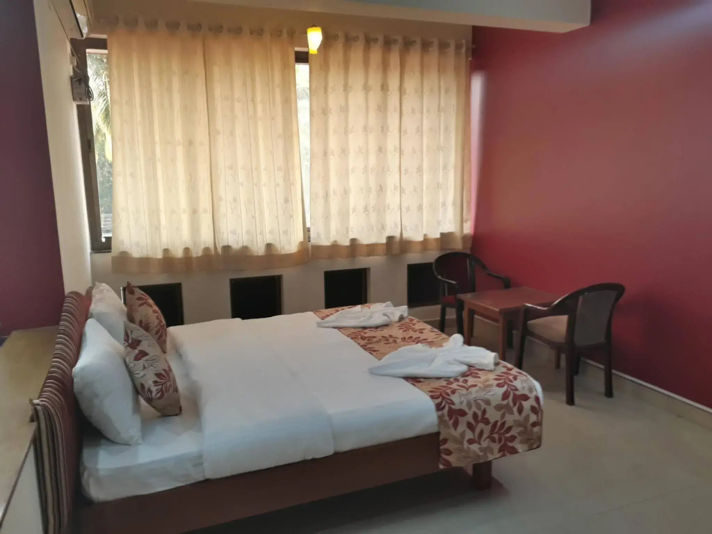 Lawande Beach Resort