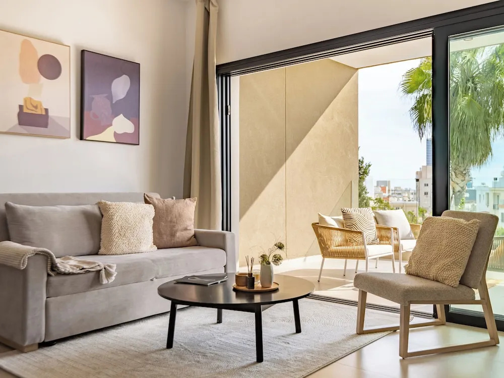 Sanders Breeze Limassol